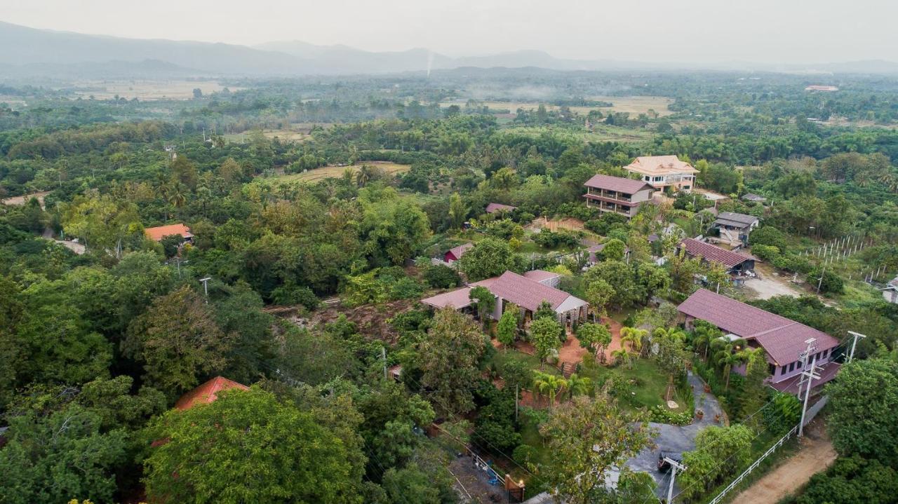Thanburi Resort Chom Thong Exteriör bild