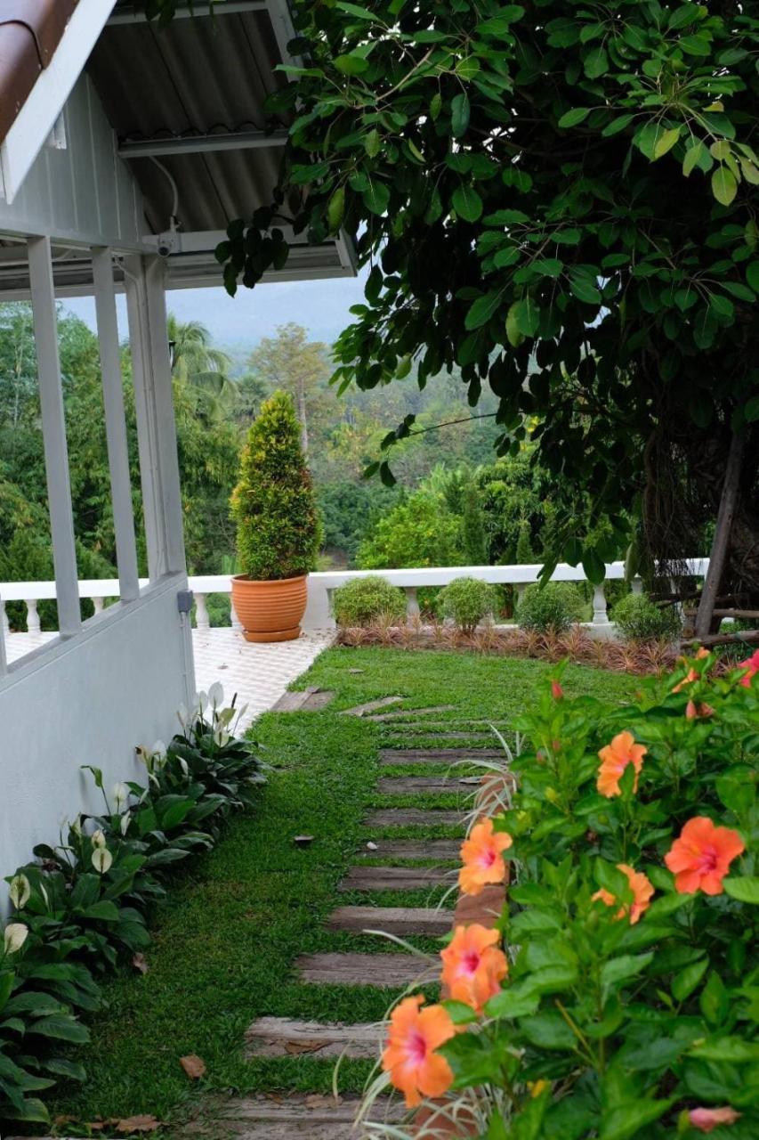 Thanburi Resort Chom Thong Exteriör bild